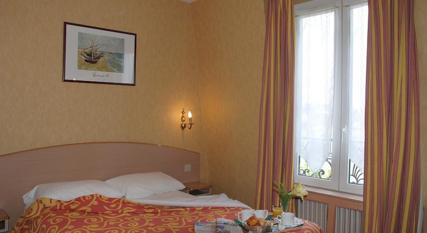 Transcontinental 2* Parigi